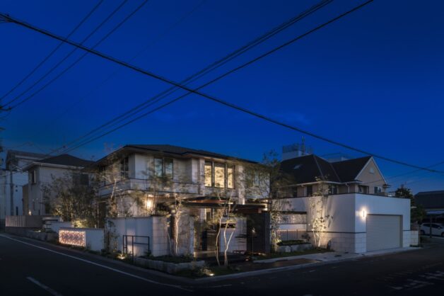 ドライガーデン、雑木の庭、オブジェガーデン、アウトドアリビングと贅沢な庭。