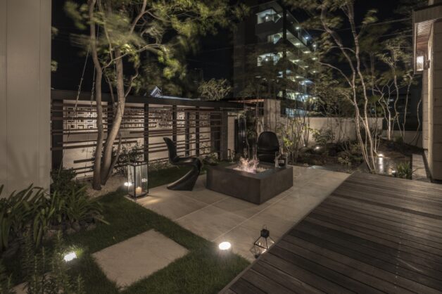 ドライガーデン、雑木の庭、オブジェガーデン、アウトドアリビングと贅沢な庭。