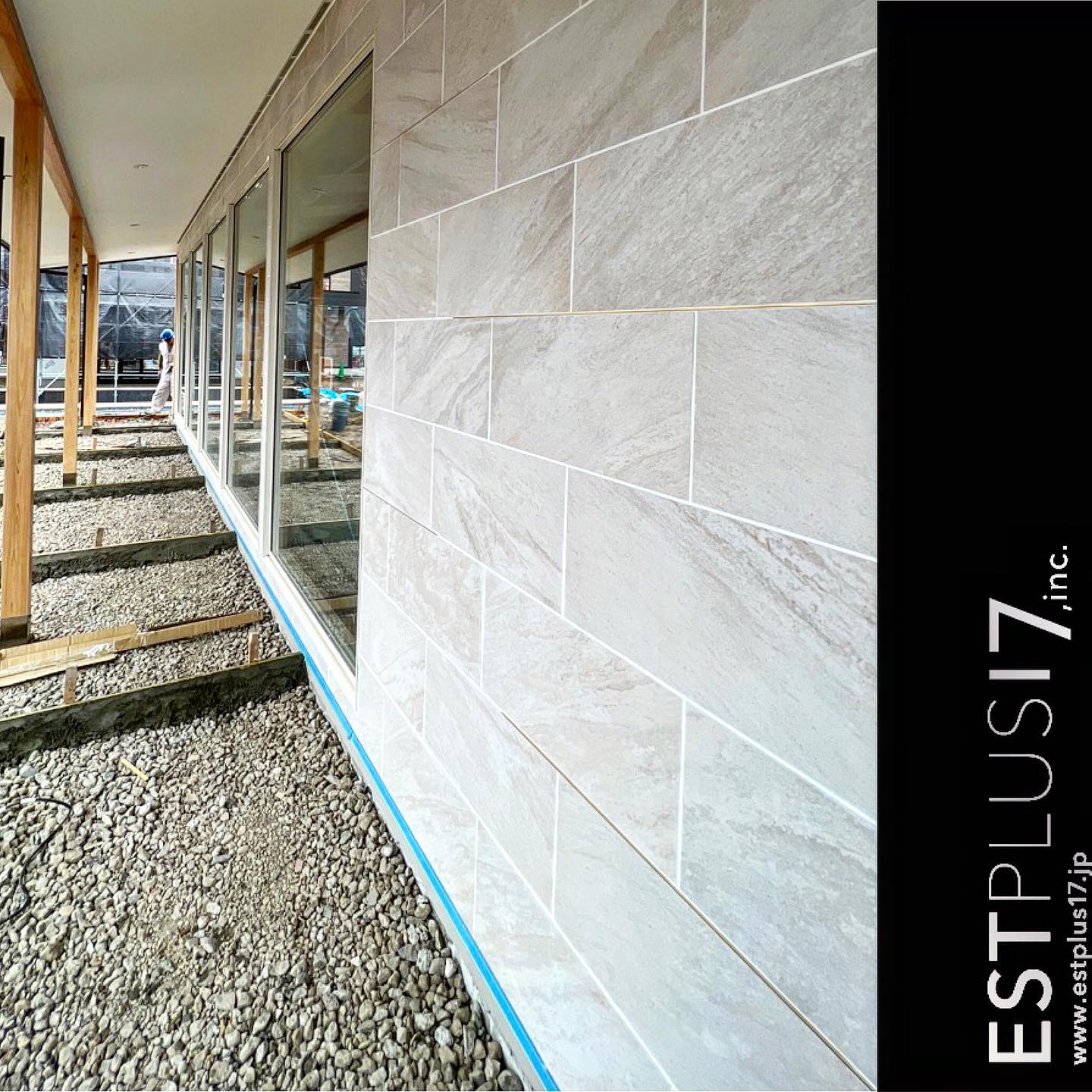 <div class="kvgmc6g5 cxmmr5t8 oygrvhab hcukyx3x c1et5uql ii04i59q">
<div dir="auto">今日も名古屋<span class="pq6dq46d tbxw36s4 knj5qynh kvgmc6g5 ditlmg2l oygrvhab nvdbi5me sf5mxxl7 gl3lb2sf hhz5lgdu"><img loading="lazy" src="https://static.xx.fbcdn.net/images/emoji.php/v9/tf2/2/16/1f605.png" alt="😅" width="16" height="16" /></span></div>
<p dir="auto">
<p dir="auto">カフェ、エクステリア展示場のプロデュースのお仕事に。</p>
</div>
<p> </p>
<div class="cxmmr5t8 oygrvhab hcukyx3x c1et5uql o9v6fnle ii04i59q">
<div dir="auto">この写メの中に分かる人には分かるマニアックな仕掛けが<span class="pq6dq46d tbxw36s4 knj5qynh kvgmc6g5 ditlmg2l oygrvhab nvdbi5me sf5mxxl7 gl3lb2sf hhz5lgdu"><img loading="lazy" src="https://static.xx.fbcdn.net/images/emoji.php/v9/tee/2/16/1f601.png" alt="😁" width="16" height="16" /></span></div>
</div>
<div class="cxmmr5t8 oygrvhab hcukyx3x c1et5uql o9v6fnle ii04i59q">
<div dir="auto"></div>
</div>