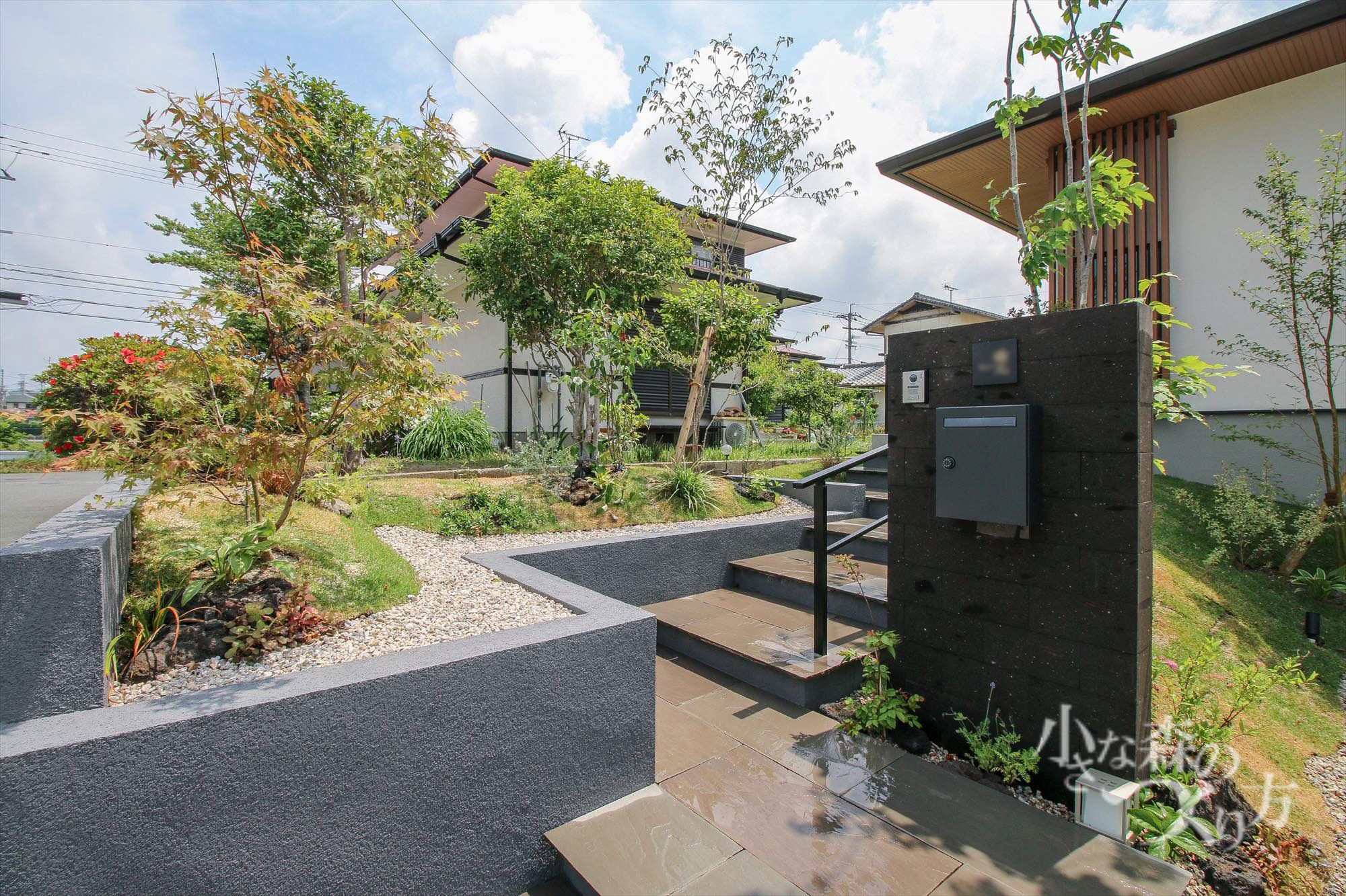 どのようなご希望がありましたか？<div class="page" title="Page 3">
<div class="section">
<div class="layoutArea">
<div class="column">
<p>お洒落な階段と門柱、お手入れのしやすい植栽をとにかく素敵に!</p>
</div>
</div>
</div>
</div>