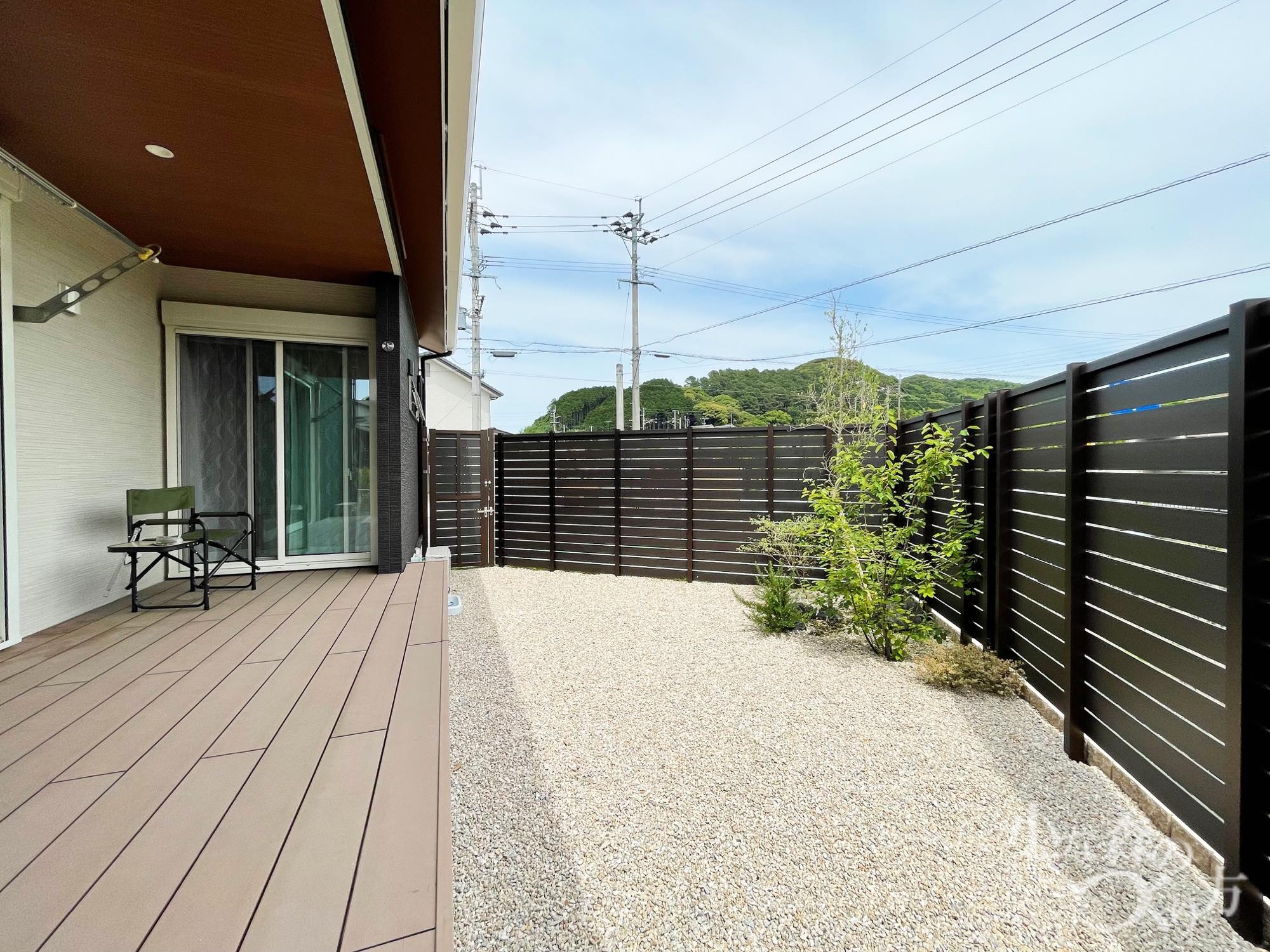 工事後の出来はご満足頂けましたか？<p>満足です。特に希望していたわけではないですが、</p>
<p>玄関前の木や植物が春になって大きくなって</p>
<p>花が咲くと嬉しい気持ちになりました。</p>