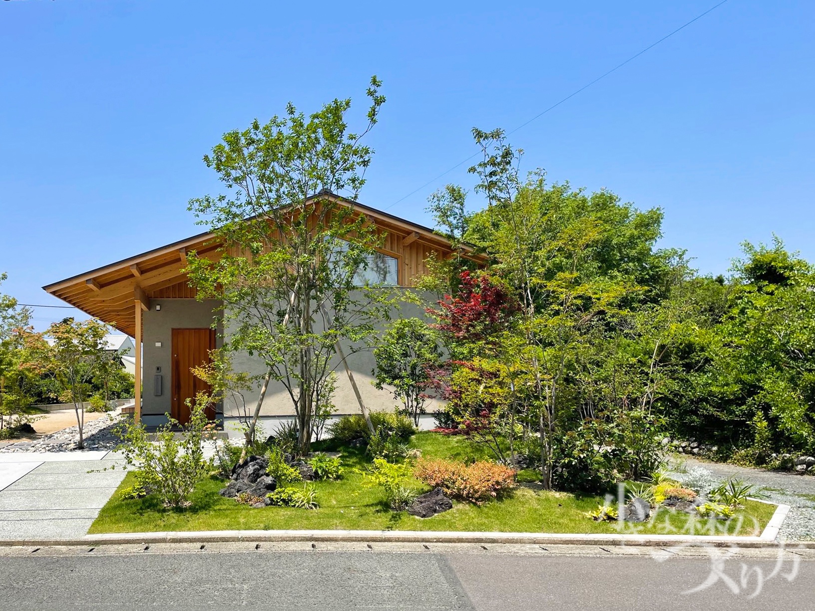 弊社を何でお知りになりましたか？<ul>
<li>知人の紹介（建築士）</li>
</ul>