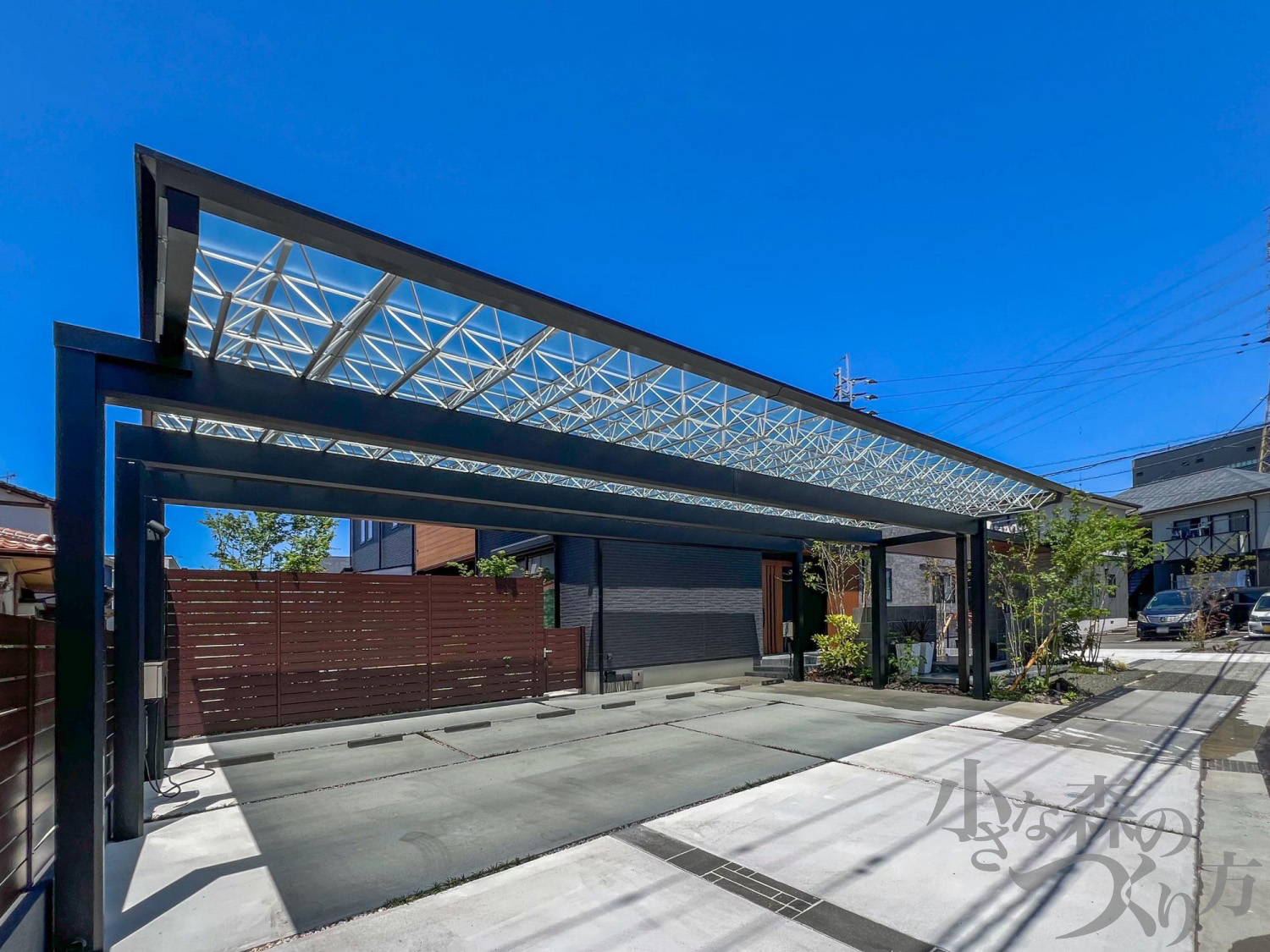 プランの提案で、気に入っていただいた点はどこでしたか？<p>門柱とカーポート、</p>
<p>昔の名残を残した庭</p>